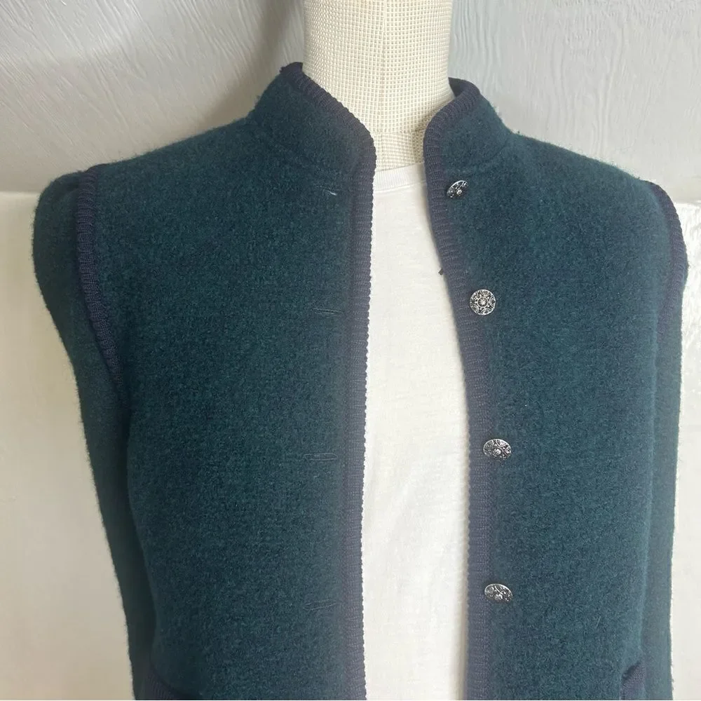 Jos A. Bank Vintage Baseball Green Crop Long Sleeves Pure Virgin Wool Jacket